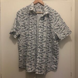 Express Navy and White Patterned Shirt